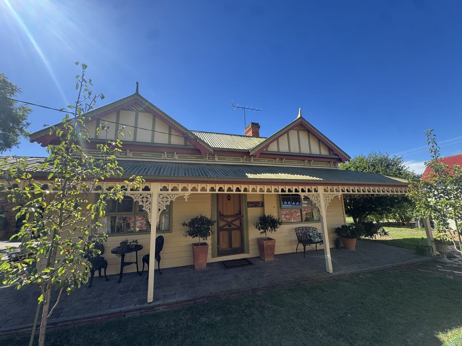Heritage home repaint by Unlimited Painting & Coating in Melbourne's western suburbs