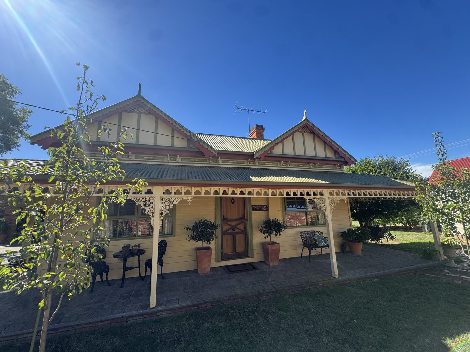 Heritage home repaint by Unlimited Painting & Coating in Melbourne's western suburbs